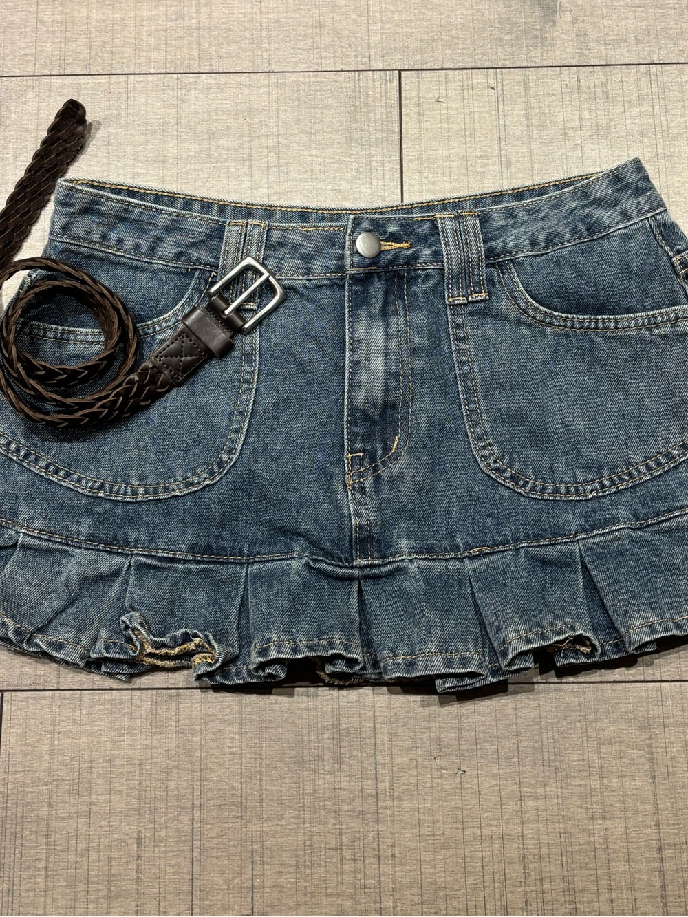 ā ļø2 Piecesā ļøDenim Ruffle Mini Skirt size Small, Dark Brown Leather Braided Belt